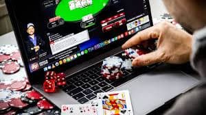 বাংলাদেশি শহরে মোবাইল গেমিং ব্রাউজিং